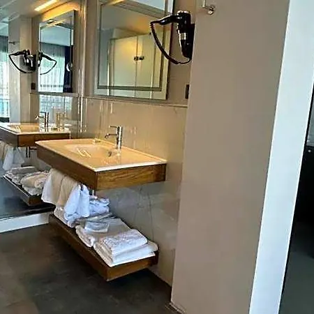 Ertan Hotel